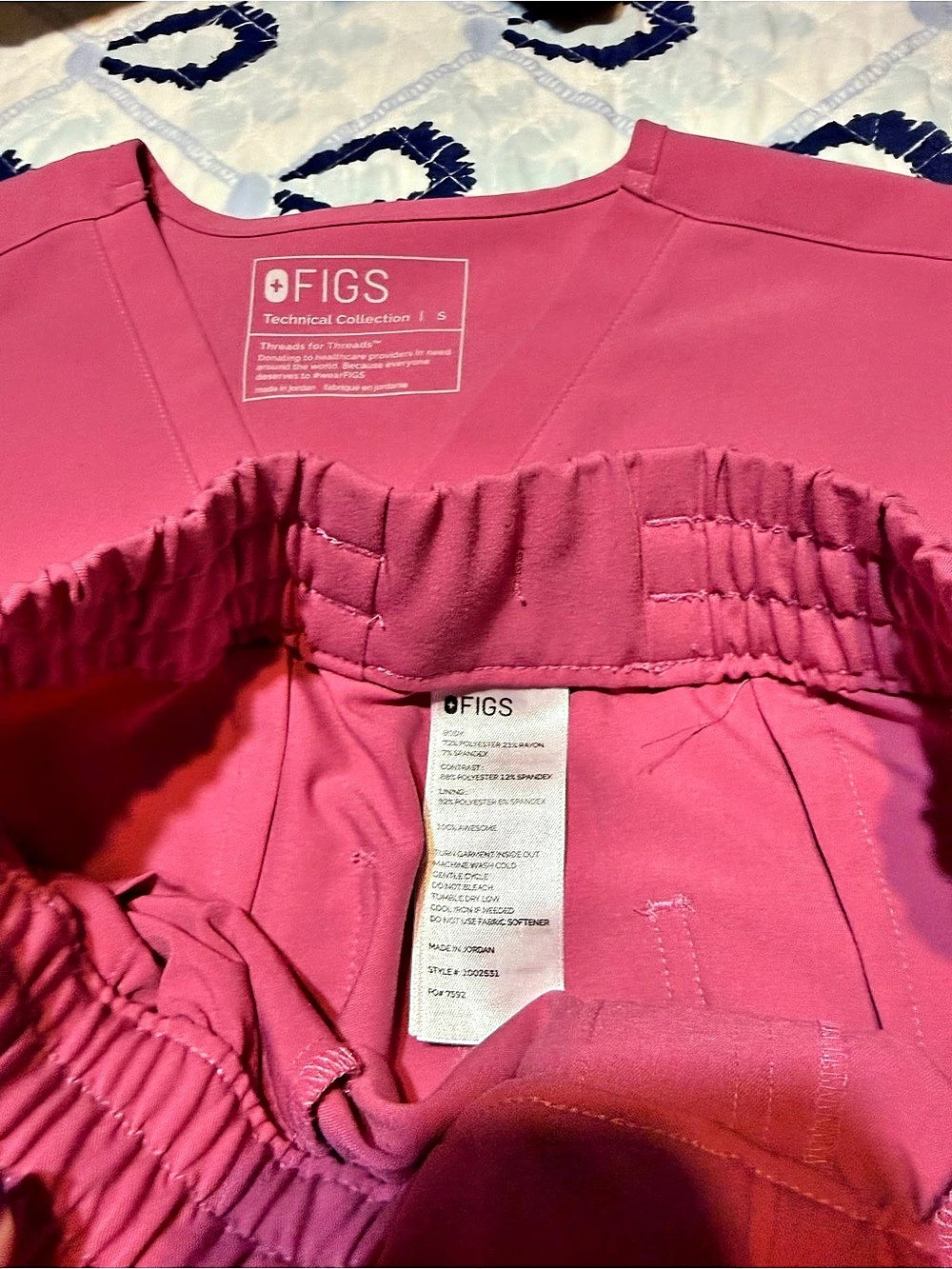 FIGS Technical Collection Pink Small - Picture 3 of 6